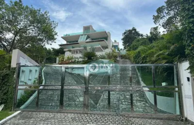 Casa em condomínio com 05 quartos, piscina, sauna, churrasqueira e linda vista da lagoa de piratininga