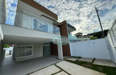 Casa em itaipu pertinho de itacoatiara com 04 quartos, piscina, sauna e churrasqueira.