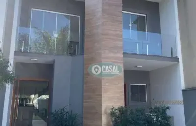 Casa em piratininga com 04 quartos com quintal e churrasqueira!