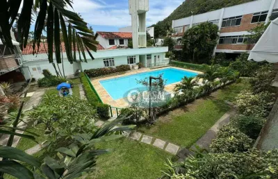 Casa em itacoatiara dentro de condomínio com 04 quartos e varandão gourmet com churrasqueira em itacoatiara!