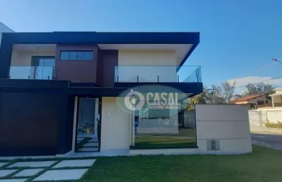 Casa nova em camboinhas com 03 suítes, piscina e churrasqueira!
