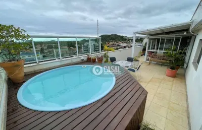 Cobertura com 03 quartos com piscina e churrasqueira em itaipu - niterói/rj!