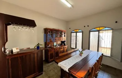 Espetacular casa com edícula à venda em jundiaí- sp, jardim colônia: 4 quartos, 3 suítes, 2 salas, 4 banheiros, 3 vagas, 213m²!