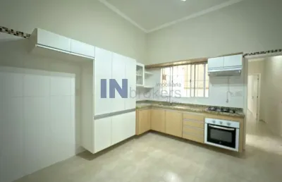 Casa a venda na vila progresso, com 85m² de área construída, 1 dormitório, reformado, 1 vaga, quintal e área gourmet em jundiaí sp