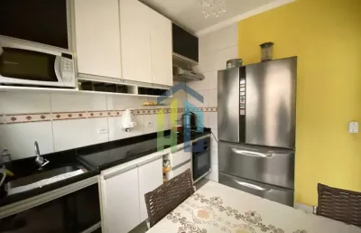 Casa em condomínio fechado com 2 quartos à venda na joão pekny, 115, água vermelha, poá por r$ 480.000