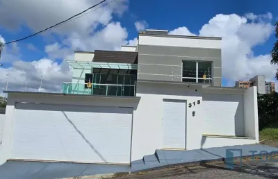 Casa cinematográfica à venda, com 4 suítes, piscina, 4 vagas,  545 m² por r$ 3.000.000 - bom pastor - juiz de fora/mg
