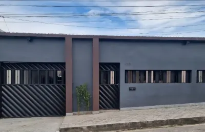 Casa com 4 quartos para alugar na Rua Jacareúbas, Dom Pedro I, Manaus