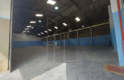 Galpão para locação em itaquaquecetuba, quinta da boa vista (residencial), 2 banheiros