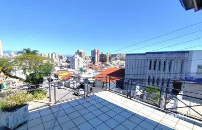 Casa com 1 dormitório para alugar, 70 m² por r$ 1.946,83/mês - barreiros - são josé/sc