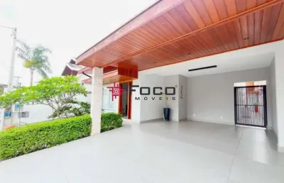 Casa térrea com 5 dormitórios para locação no urbanova