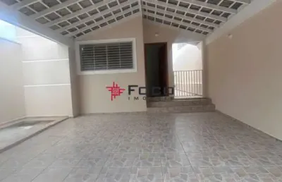 Casa  /  villa branca   / 02 dormitórios / 01 suíte / 175m²te / 157m²ac / jacareí