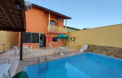 Casa sobrado/ altos de santana i/ 04 dormitórios sendo 01 suíte/250m²/ jacareí