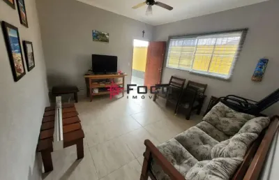 Casa de 3 quartos com 1 suíte / enseada / 164 m² de construção / 250 m² de terreno / são sebastião.