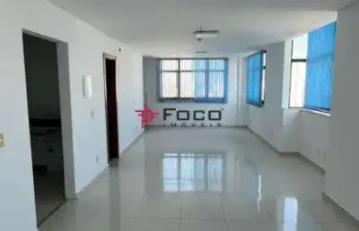 Sala comercial para alugar na Avenida Marechal Floriano Peixoto, Centro, São José dos Campos