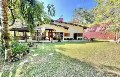 Fazendinha -5d / 3sts em 2 lotes, final de rua, spa, gourmet e linda vista!