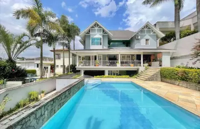 Cond são paulo ii - casa linda, 4 suítes, piscina, gourmet, condo completo!