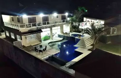 Fazendinha - ótima! 4ste, gourmet, piscina, escritório, academia e salão!