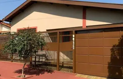 Casa com 5 quartos à venda no Centro, Barretos 