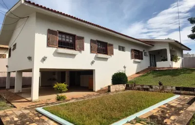 Casa com 3 quartos à venda na Vila Santa Maria, Americana 