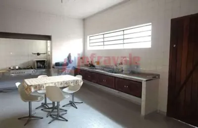 Casa com 6 quartos, centro, jacareí - r$ 1.7 mi, cod: 14539