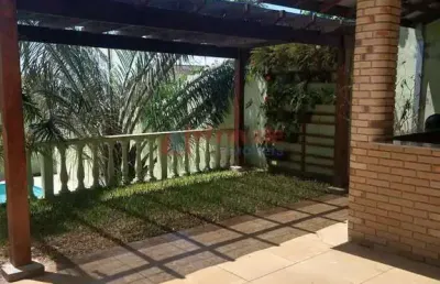 Sobrado com 3 quartos, jardim terras de são joão, jacareí - r$ 1.27 mi, cod: 5215