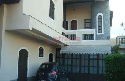 Sobrado com 4 quartos, cidade jardim, jacareí - r$ 1.3 mi, cod: 5076