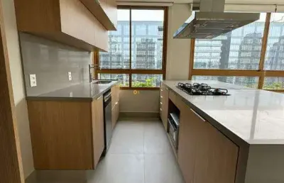 Apartamento com 3 quartos para alugar no Itaim Bibi, São Paulo 