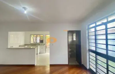 Sobrado a venda alto padrão no planalto paulista com 03 dormitórios 01 suíte e 06 vagas - planalto paulista