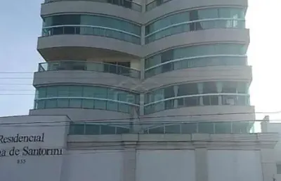 Excelente apartamento mobiliado, frente mar, frente praça central, 3 dormitórios, r$ 1.200.000,00, centro, navegantes/sc