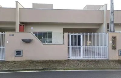Casa para vender r$395.000,00 e alugar, r$ 2.300,00 bairro gravatá de navegantes/sc.