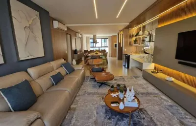Apartamento com 4 quartos à venda na Avenida Brasil, 380, Centro, Balneário Camboriú