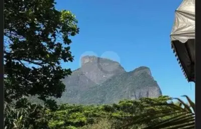 Cobertura no jardim oceanico – barra da tijuca | 360m² | 4 quartos | piscina | gourmet | 3 vagas