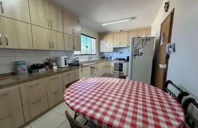 Casa com 3 quartos à venda no Santa Mônica, Londrina 
