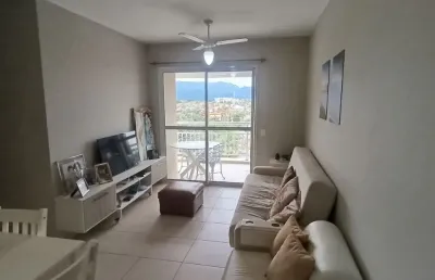 Vende se apartamento com 2 dormitórios a 20 metros da praia lazer completo