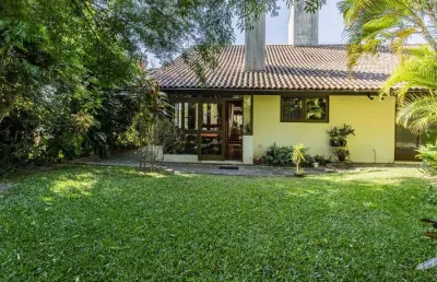 Casa em condomínio fechado com 4 quartos à venda na avenida da cavalhada, 5205, cavalhada, porto alegre por r$ 2.600.000
