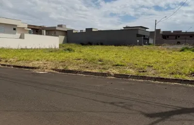 Lote no residencial interlagos contendo  486,32 de área total