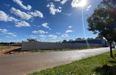 Vende-se uma área no setor jamil miguel - anápolis-go: