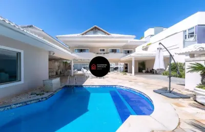 Residencial triplex de alto padrão no condomínio quintas do rio - barra da tijuca