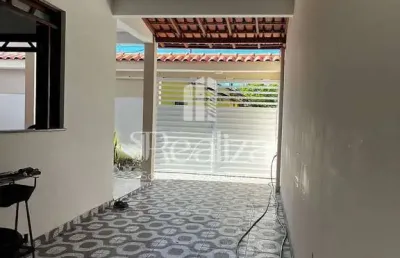 Casa com três pavimentos á venda, hernani sá, zona sul de  ilhéus ba
