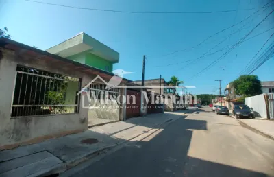 2 casas em um mesmo terreno próximo a praia em bertioga