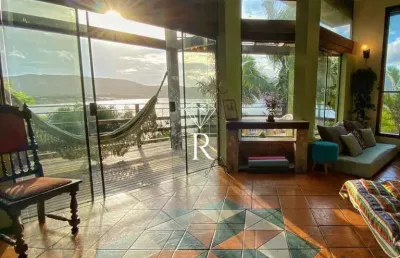 Casa em condomínio fechado com 3 quartos para alugar na barra da lagoa, florianópolis  por r$ 16.500