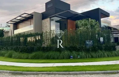 Casa em condomínio fechado com 5 quartos à venda em jurerê internacional, florianópolis  por r$ 11.900.000