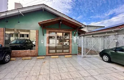 Casa comercial para alugar no estreito, florianópolis  por r$ 5.500