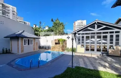 Casa com 4 quartos para alugar no barreiros, são josé  por r$ 7.000