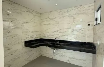 Casa à venda na vila do peró – conforto, localização e praticidade!