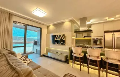Apartamento 3 dormitórios à poucos metros do canto da praia da vila
