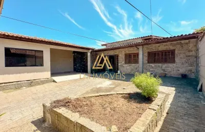 Casa com 3 quartos apenas a 230m da lagoa do mirim, portinho da vila