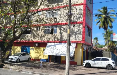 Apartamento em ondina, próximo à praia, excelente localização.
