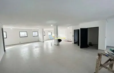 Locação comercial na av. dom josé gaspar – laje com varanda