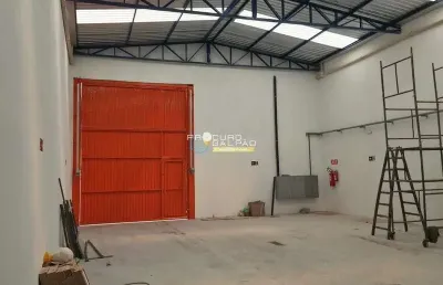 Excelente imóvel industrial com 266 m² de área total,